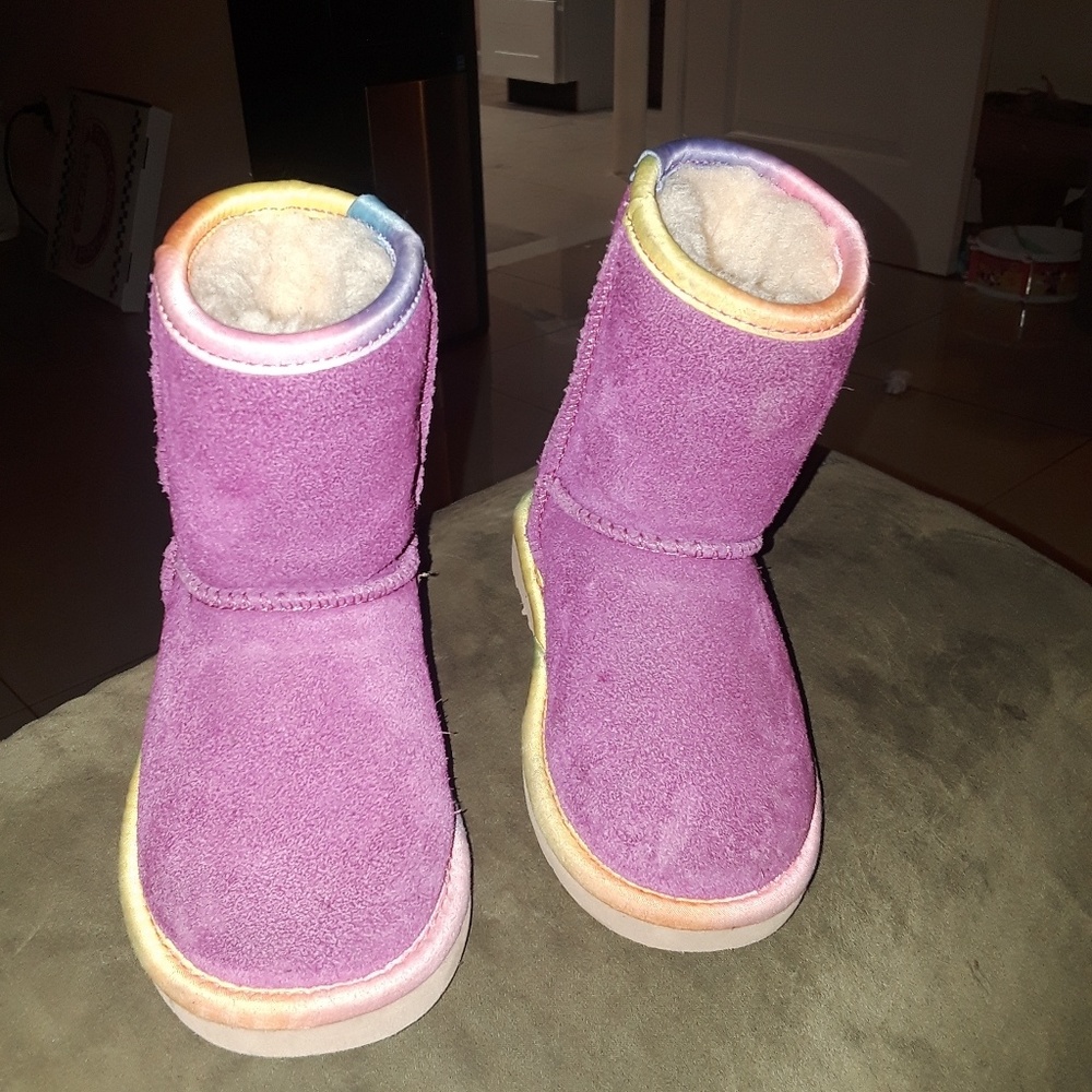 Ugg Toddler 7 Rainbow